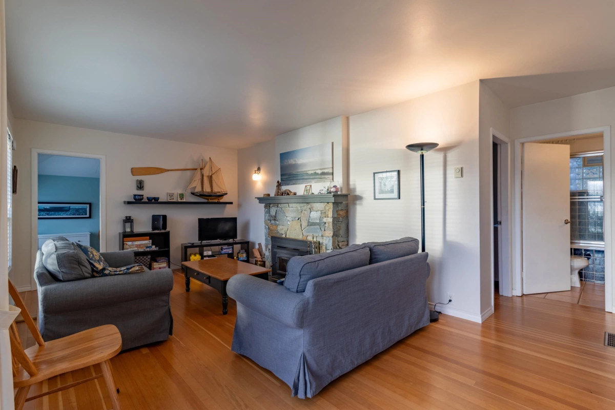Loft / Bonus Room Photo of 73 Madrona Road, Galiano Island, BC
