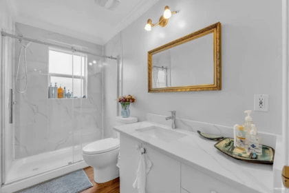 Powder Room Photo of 10848 129a Street, Surrey, BC