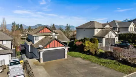 46286 Valleyview Road, Chilliwack, BC, Promontory — 4 bed single family residence for sale