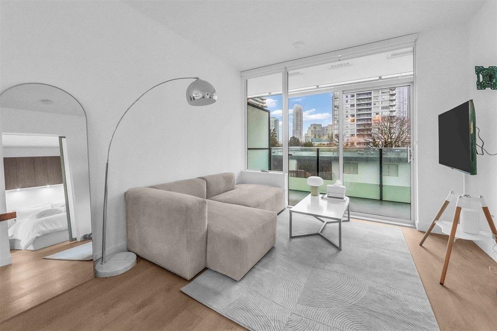 Exterior Rear Photo of 401 6463 Silver Avenue, Burnaby, BC