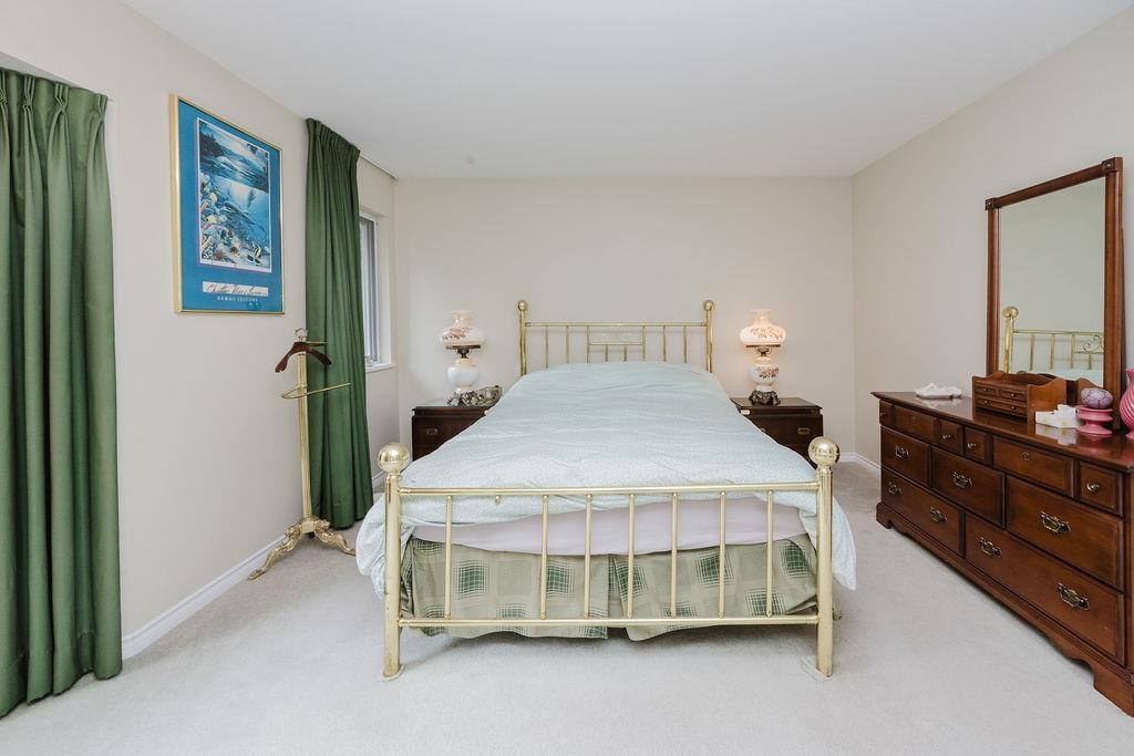 Laundry Room Photo of 5809 Anchor Road, Sechelt, BC