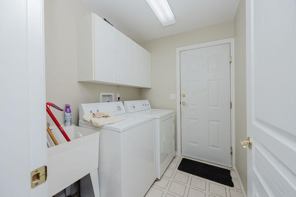 Staircase Photo of 5809 Anchor Road, Sechelt, BC