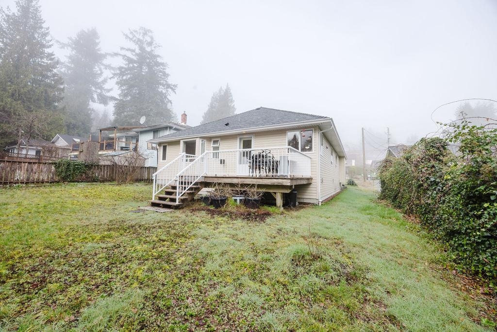 Swimming Pool Photo of 5809 Anchor Road, Sechelt, BC