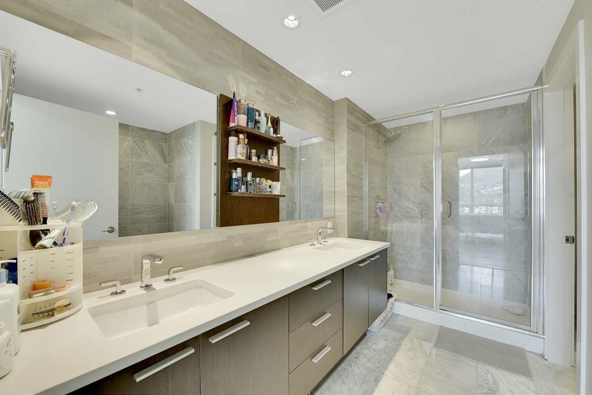 Powder Room Photo of 3207 2975 Atlantic Avenue, Coquitlam, BC