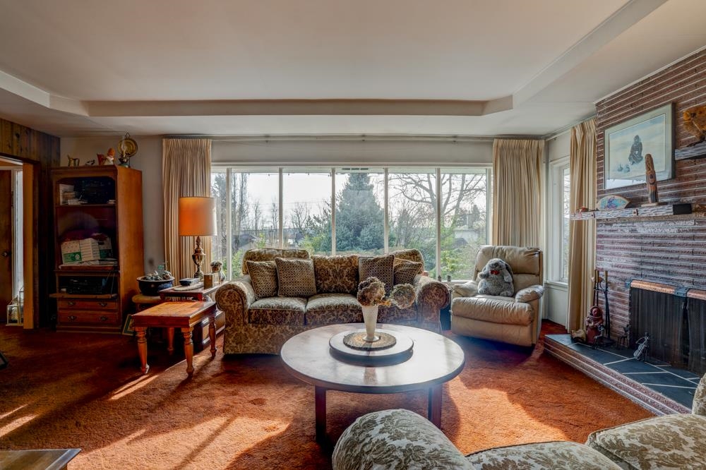 Dining Area Photo of 1827 Harbour Street, Port Coquitlam, BC