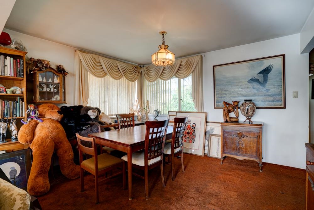 Kitchen Photo of 1827 Harbour Street, Port Coquitlam, BC