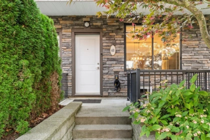 40 6895 188 Street, Surrey, BC, Surrey — Townhouse for sale