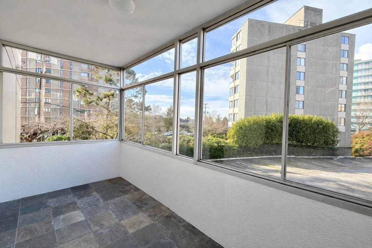 Laundry Room Photo of 105 2135 Argyle Avenue, West Vancouver, BC