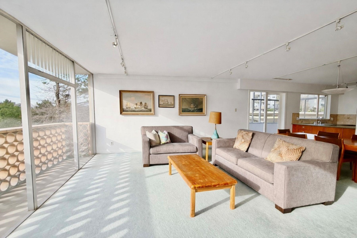 Primary Bedroom Photo of 105 2135 Argyle Avenue, West Vancouver, BC