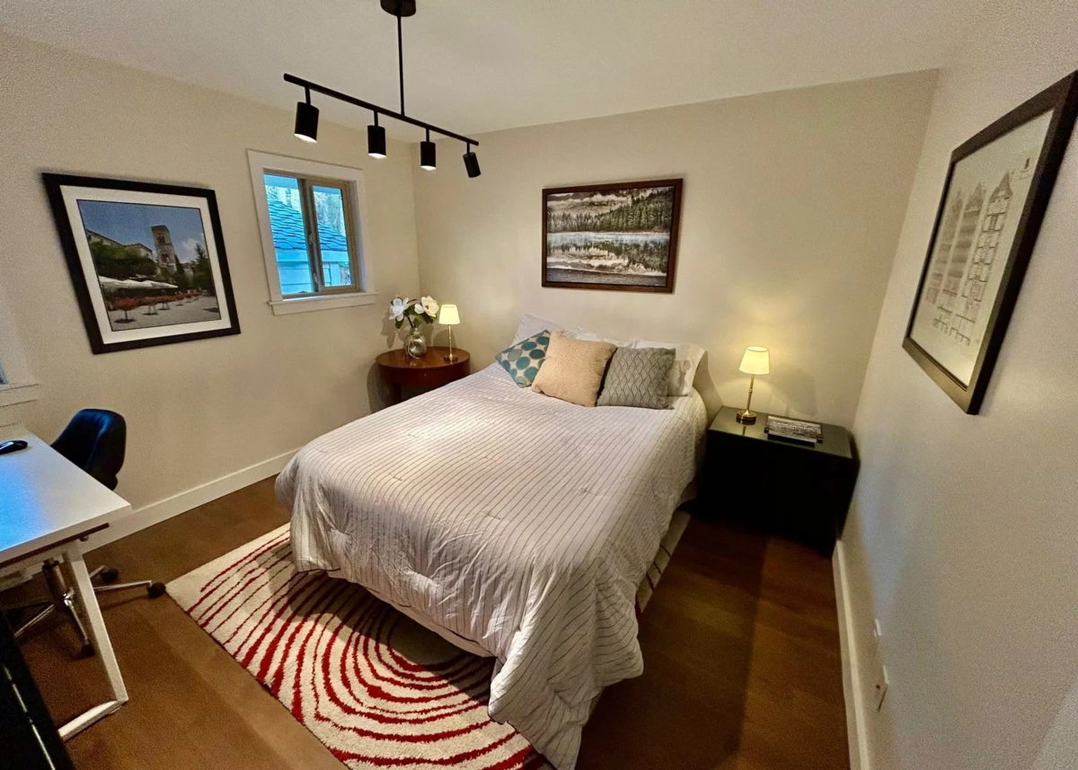 Guest Bathroom Photo of 5757 Timbervalley Road, Delta, BC