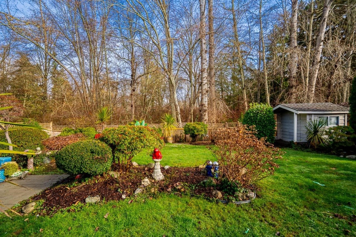 Outdoor Kitchen Photo of 5757 Timbervalley Road, Delta, BC