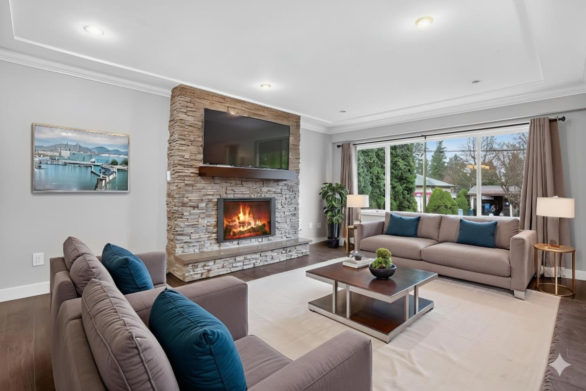 Family Room Photo of 12106 214 Street, Maple Ridge, BC