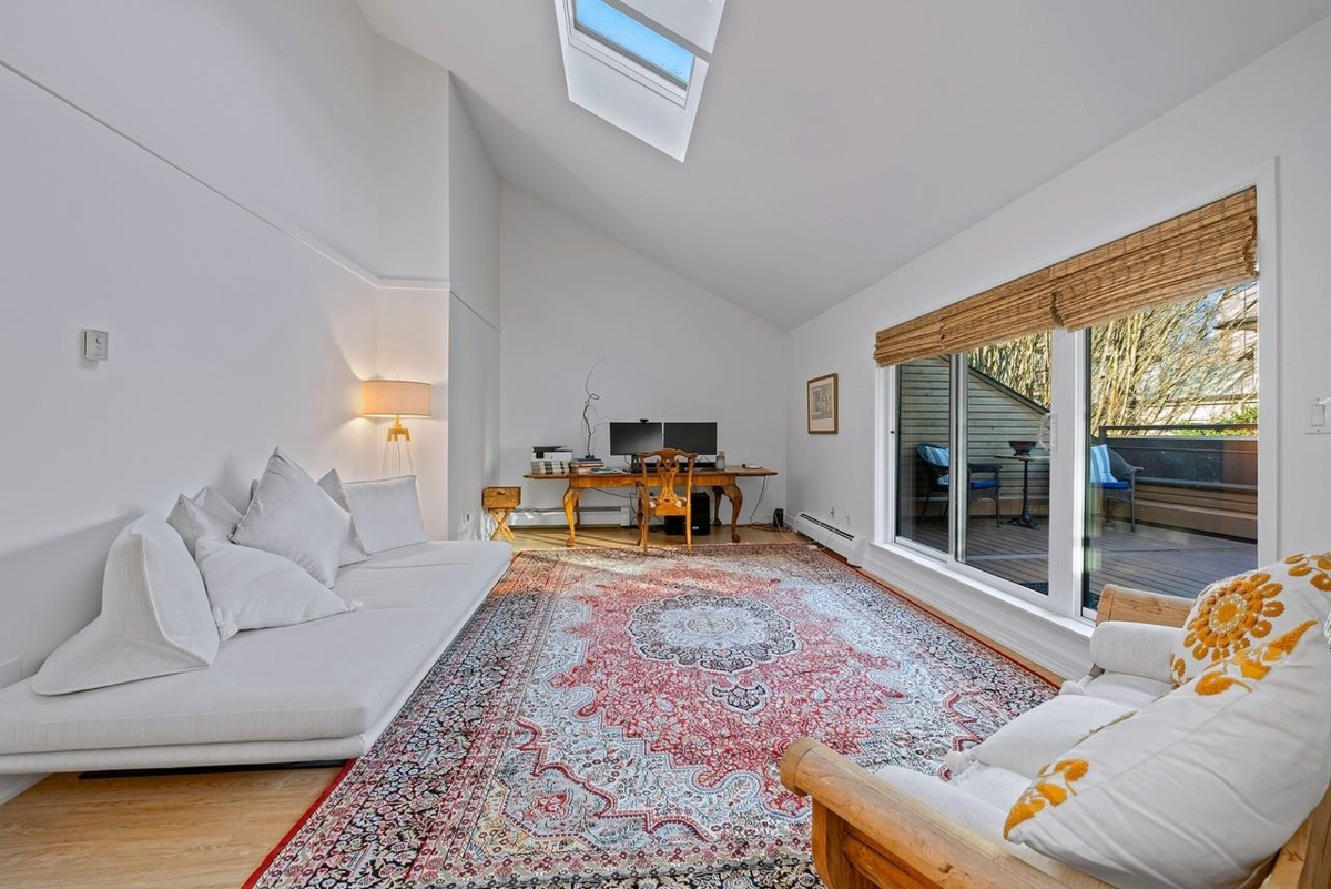 Family Room Photo of PH2 2320 W 40th Avenue, Vancouver, BC