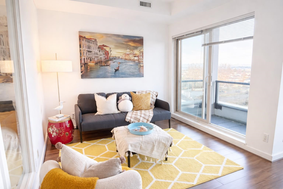 Dining Area Photo of 751 4099 Stolberg Street, Richmond, BC