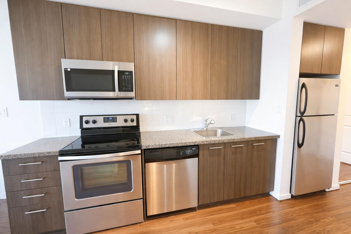 Kitchen Island Photo of 751 4099 Stolberg Street, Richmond, BC