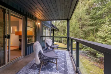 1102 3050 Hillcrest Drive, Whistler, BC, Whistler — Townhouse for sale