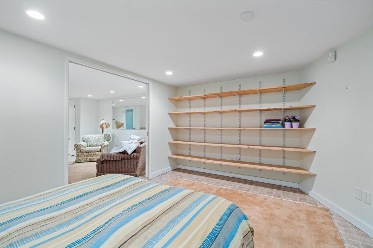 Mudroom Photo of 5584 Maple Street, Vancouver, BC