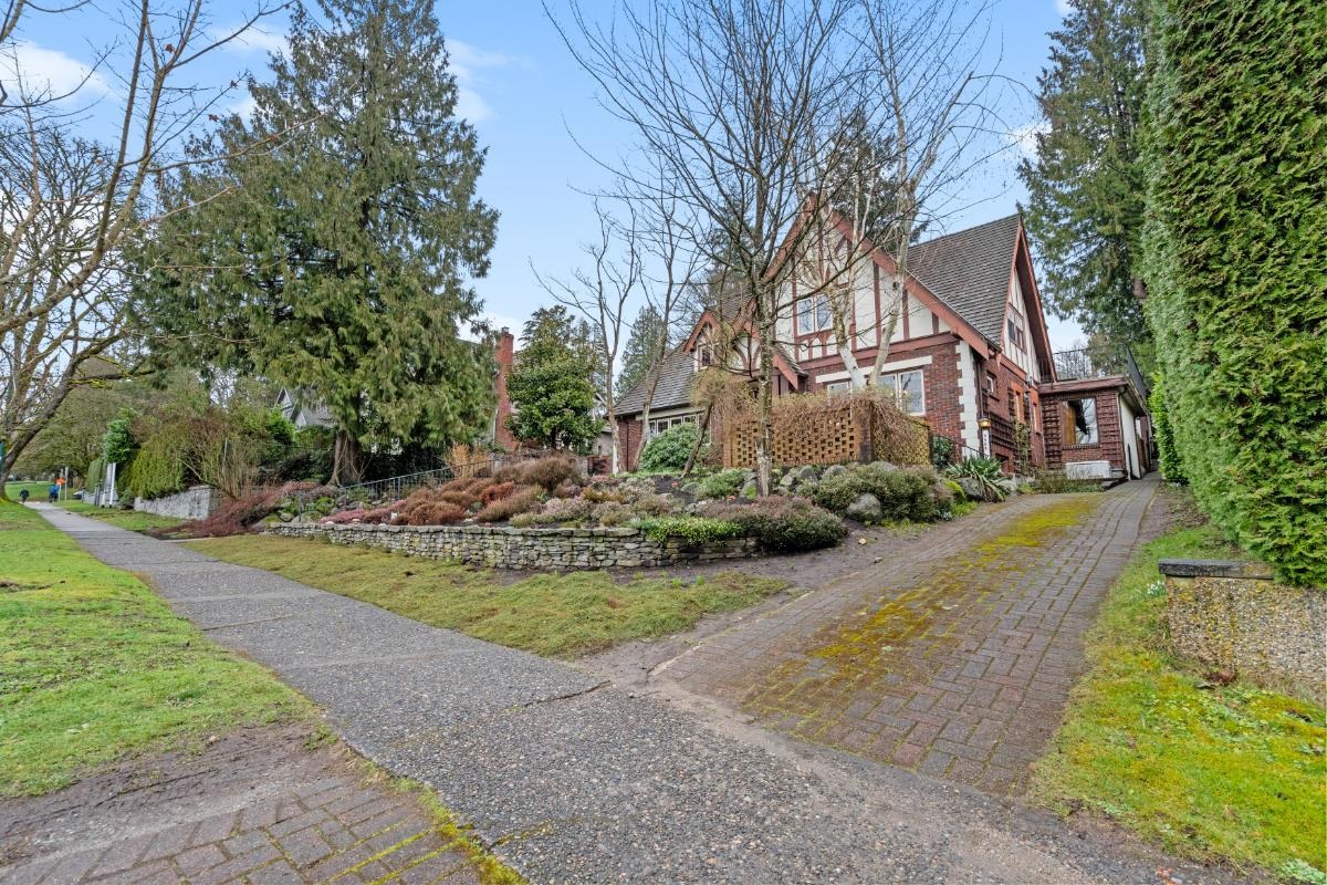 Neighborhood Park Photo Near 5584 Maple Street, Vancouver, BC