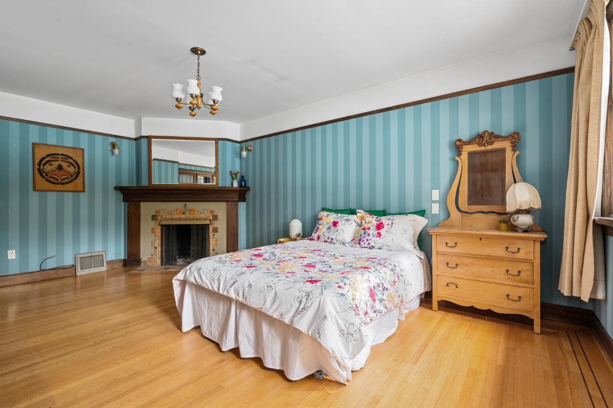 Outdoor Deck Photo of 5584 Maple Street, Vancouver, BC