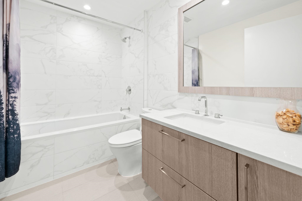 Bedroom 2 Photo of 304 707 E 3rd Street, North Vancouver, BC