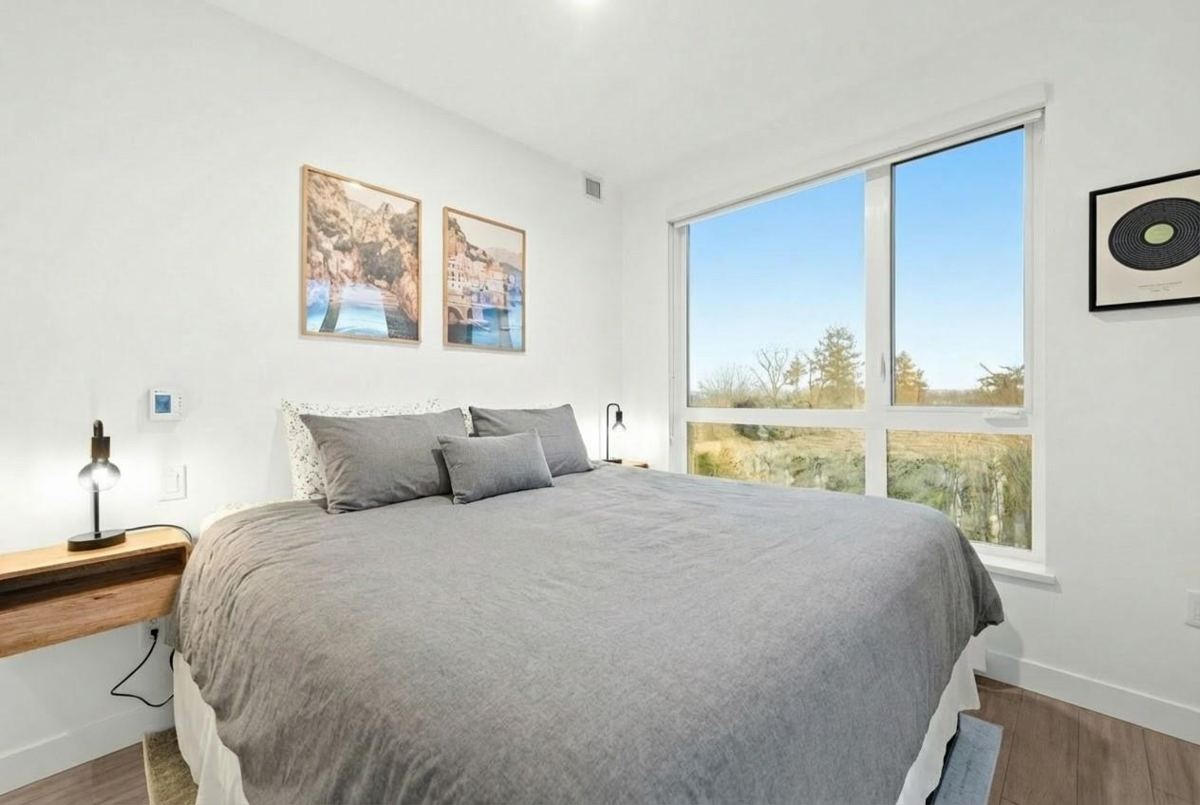 Pantry Photo of 304 707 E 3rd Street, North Vancouver, BC