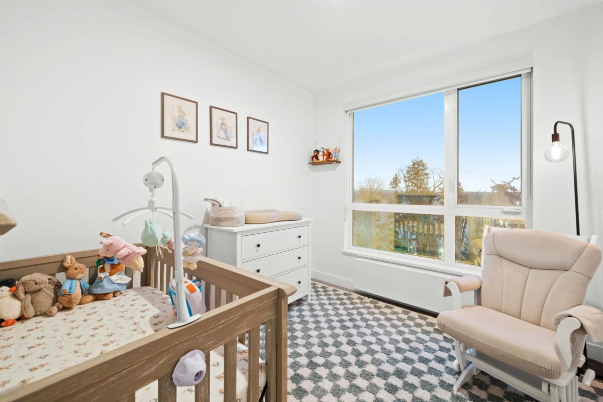 Primary Bathroom Photo of 304 707 E 3rd Street, North Vancouver, BC