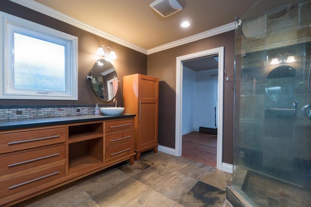 Bedroom 2 Photo of 15708 Cliff Avenue, White Rock, BC