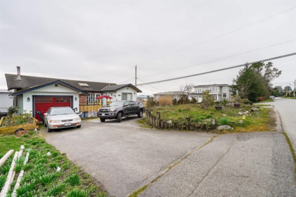 15708 Cliff Avenue, White Rock, BC, White Rock — Single Family Residence for sale