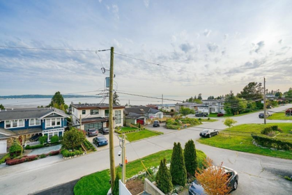 15708 Cliff Avenue, White Rock, BC, White Rock — Single Family Residence for sale