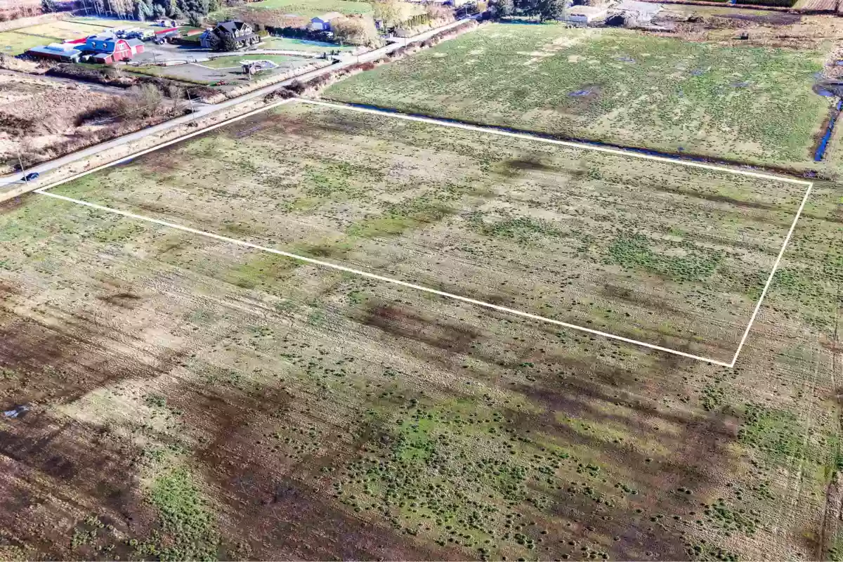 Kitchen Photo of 18074 83 Avenue, Surrey, BC