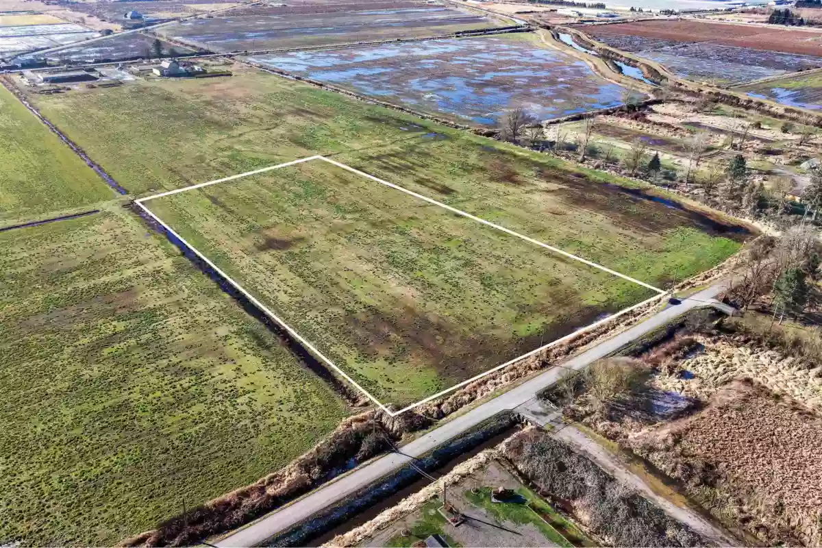 Living Room Photo of 18074 83 Avenue, Surrey, BC