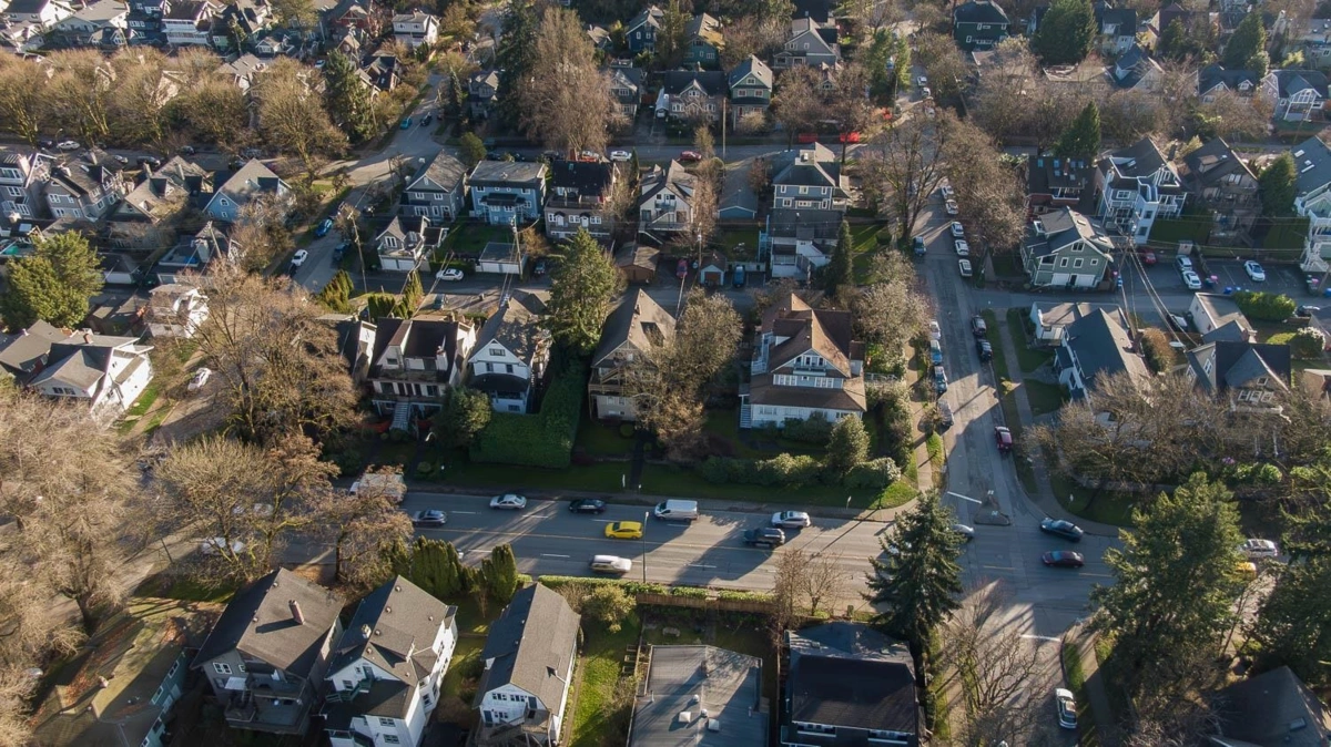 Backyard Photo of 236 W 12th Avenue, Vancouver, BC