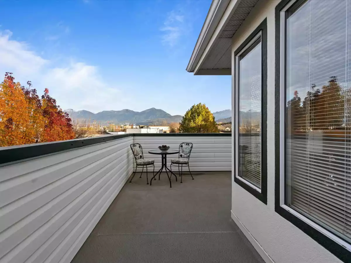 Guest Bathroom Photo of 210 7651 Amber Drive, Chilliwack, BC