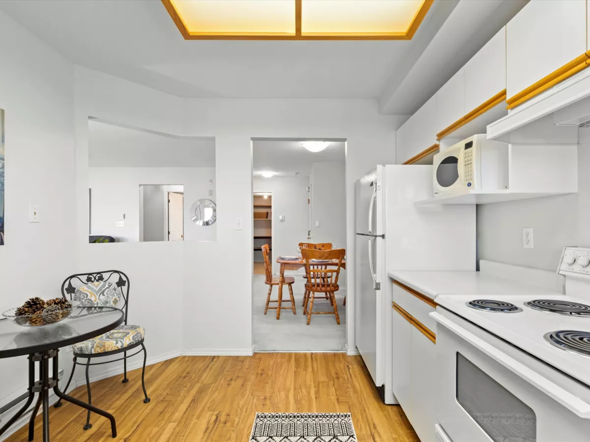 Kitchen Island Photo of 210 7651 Amber Drive, Chilliwack, BC