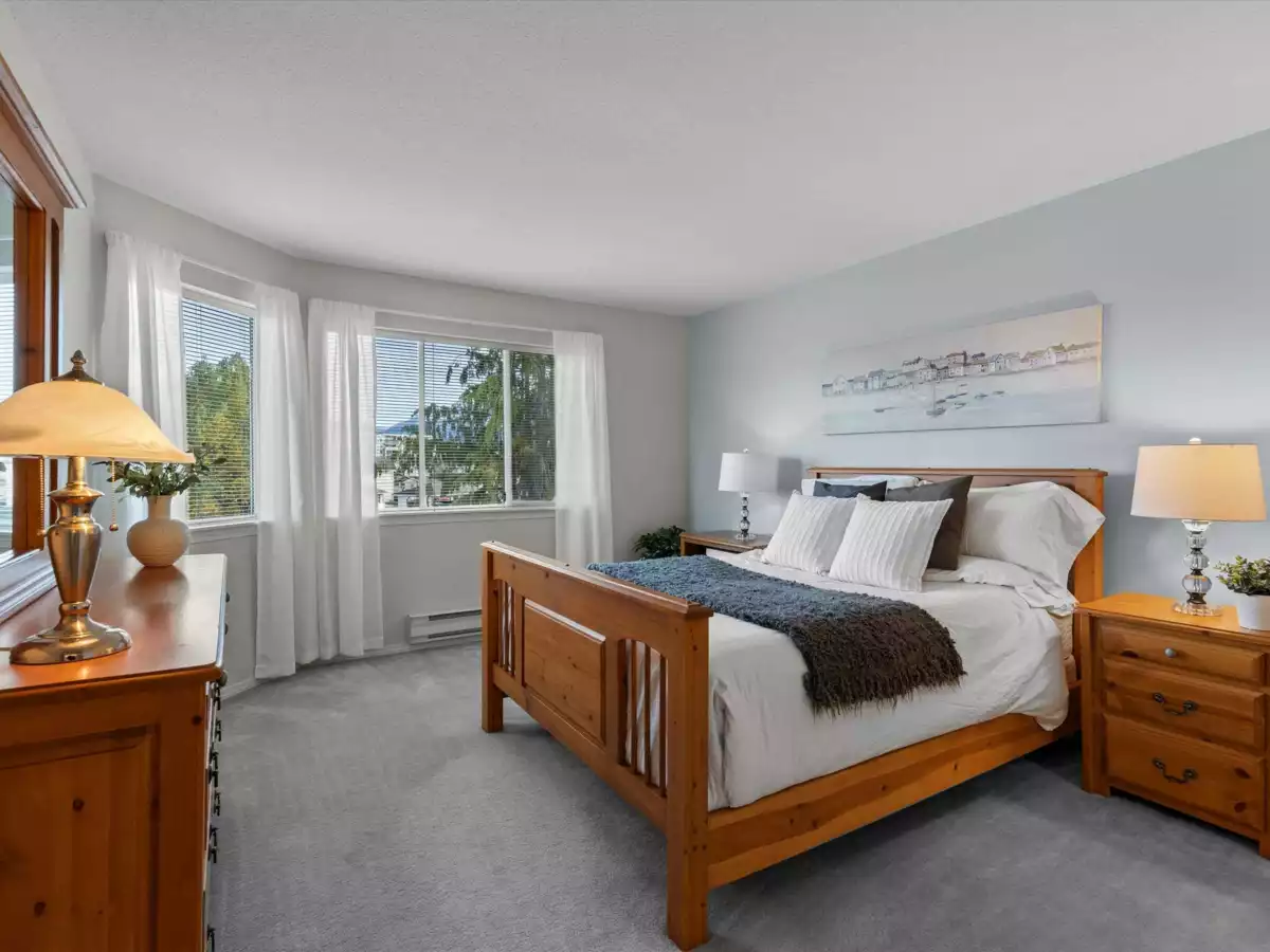 Primary Bathroom Photo of 210 7651 Amber Drive, Chilliwack, BC