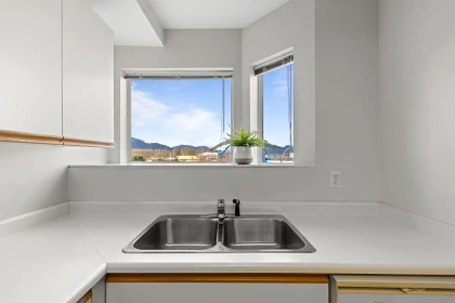 Kitchen Photo of 210 7651 Amber Drive, Chilliwack, BC