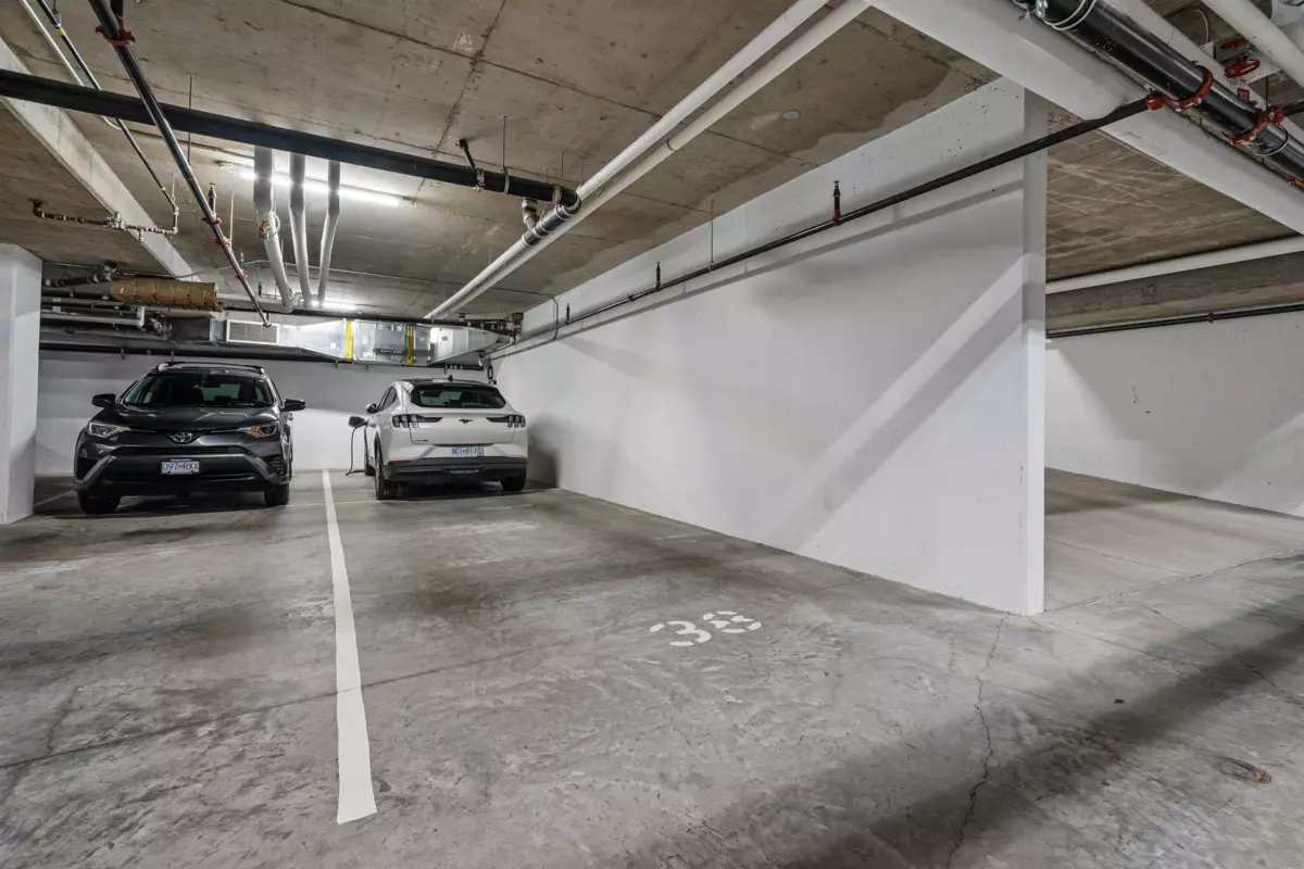 Hot Tub / Spa Photo of 405 9350 University High Street, Burnaby, BC