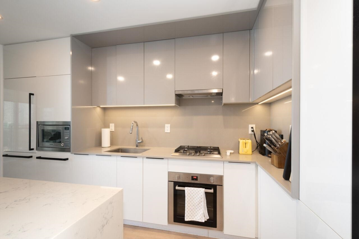 Kitchen Photo of 707 4711 Hazel Street, Burnaby, BC