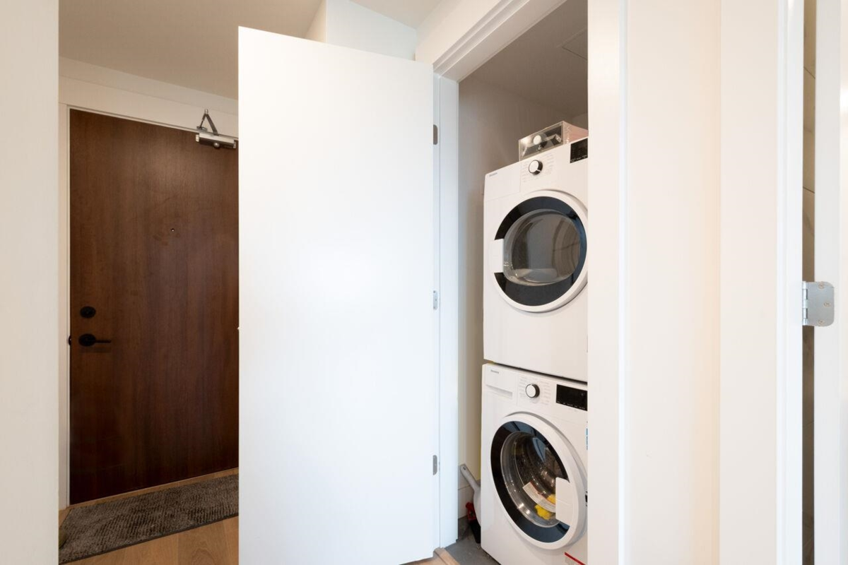 Staircase Photo of 707 4711 Hazel Street, Burnaby, BC