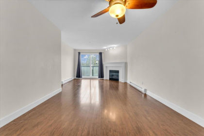 Kitchen Photo of 307 876 W 16th Avenue, Vancouver, BC