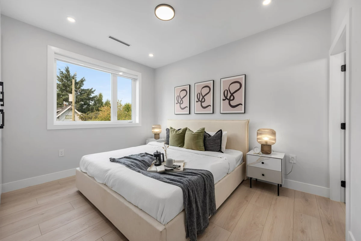 Breakfast Nook Photo of 2743 Mcgill Street, Vancouver, BC