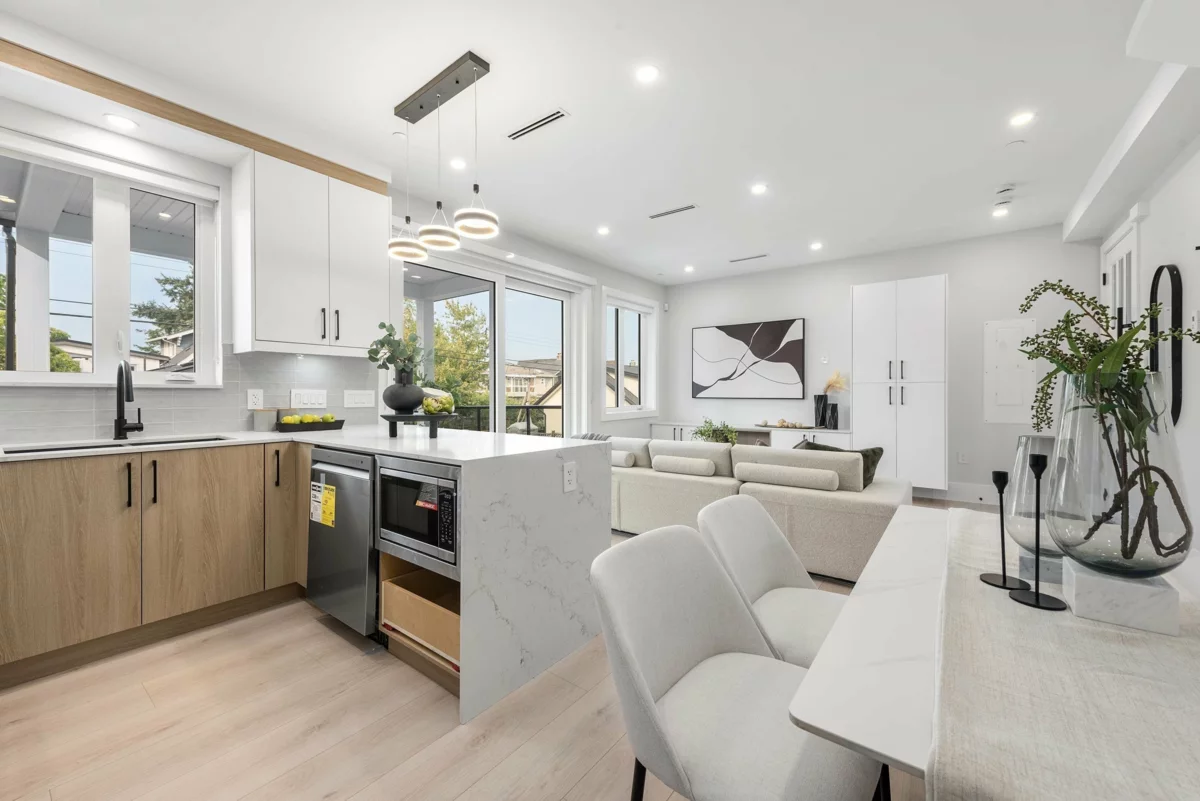 Dining Area Photo of 2743 Mcgill Street, Vancouver, BC