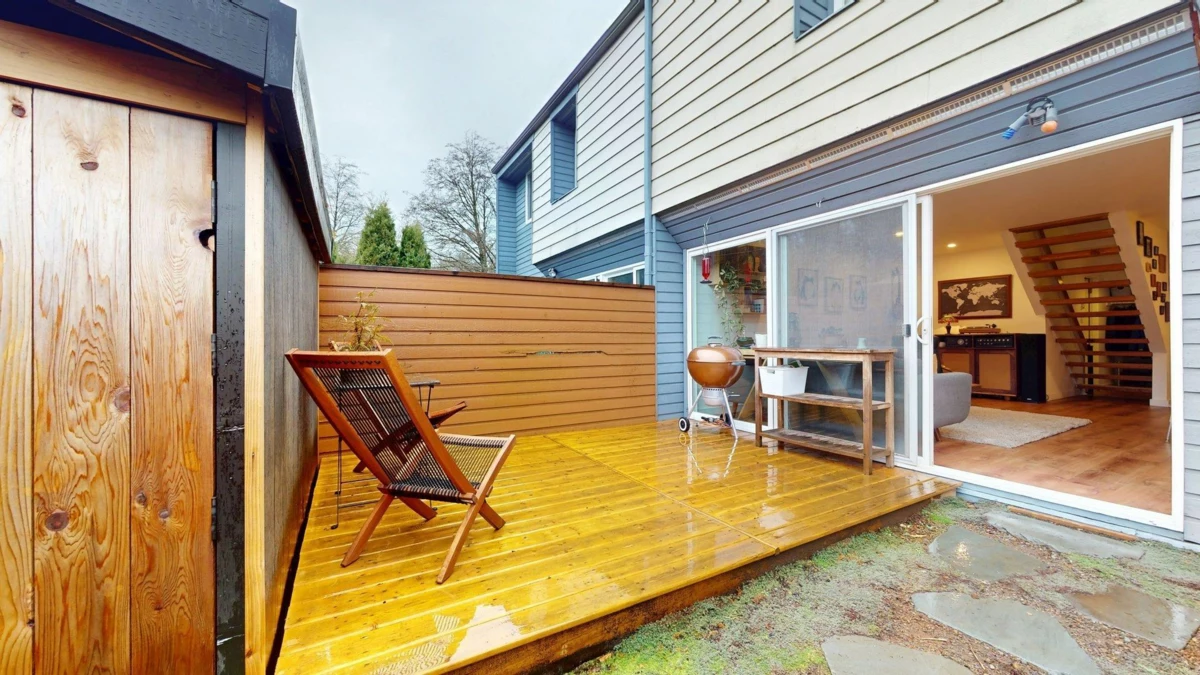 Basement Recreation Room Photo of 7 38455 Wilson Crescent, Squamish, BC