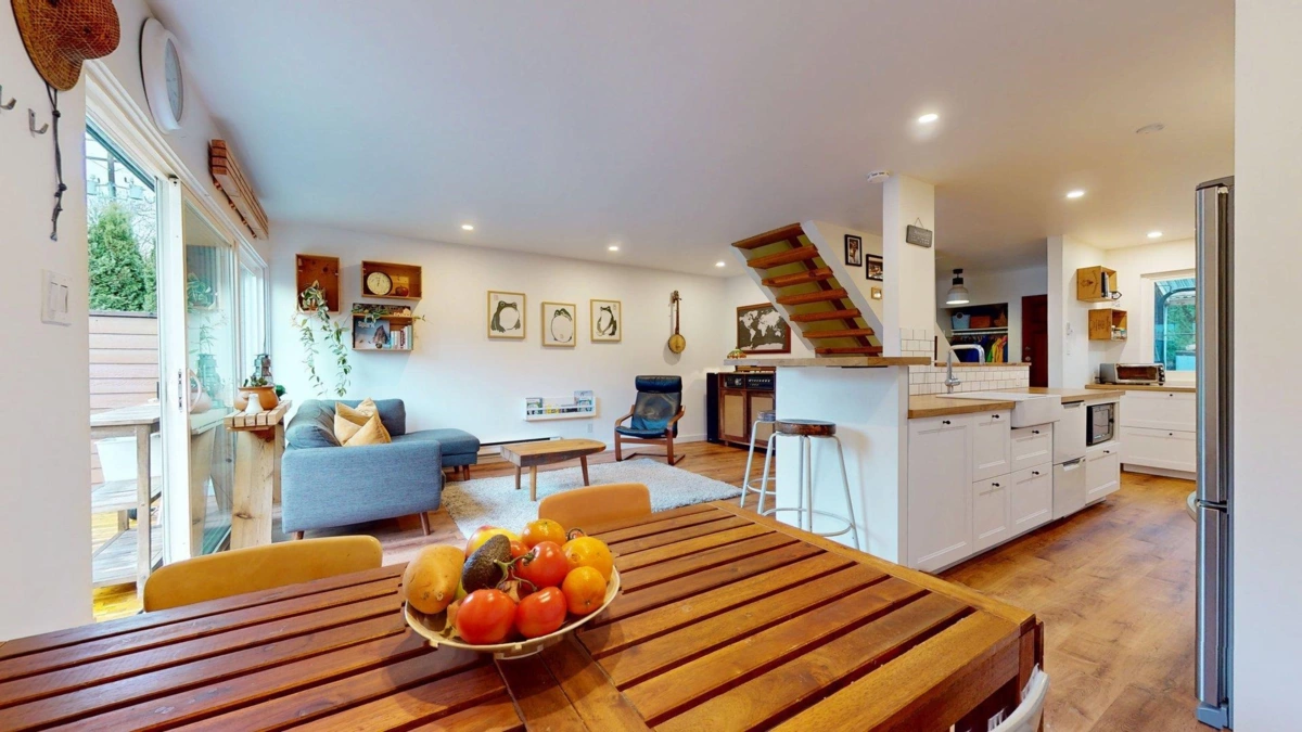 Bedroom 2 Photo of 7 38455 Wilson Crescent, Squamish, BC
