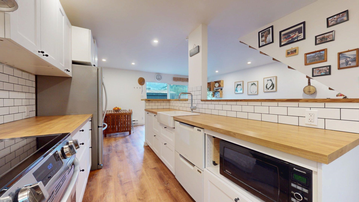 Bedroom 4 Photo of 7 38455 Wilson Crescent, Squamish, BC