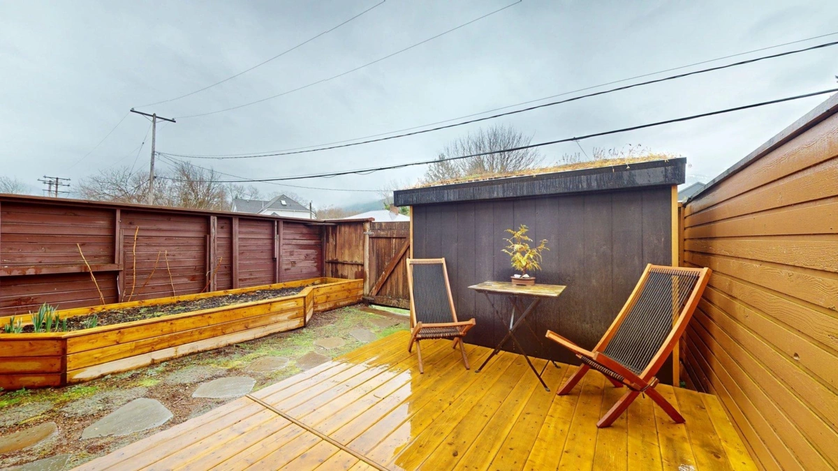 Mudroom Photo of 7 38455 Wilson Crescent, Squamish, BC