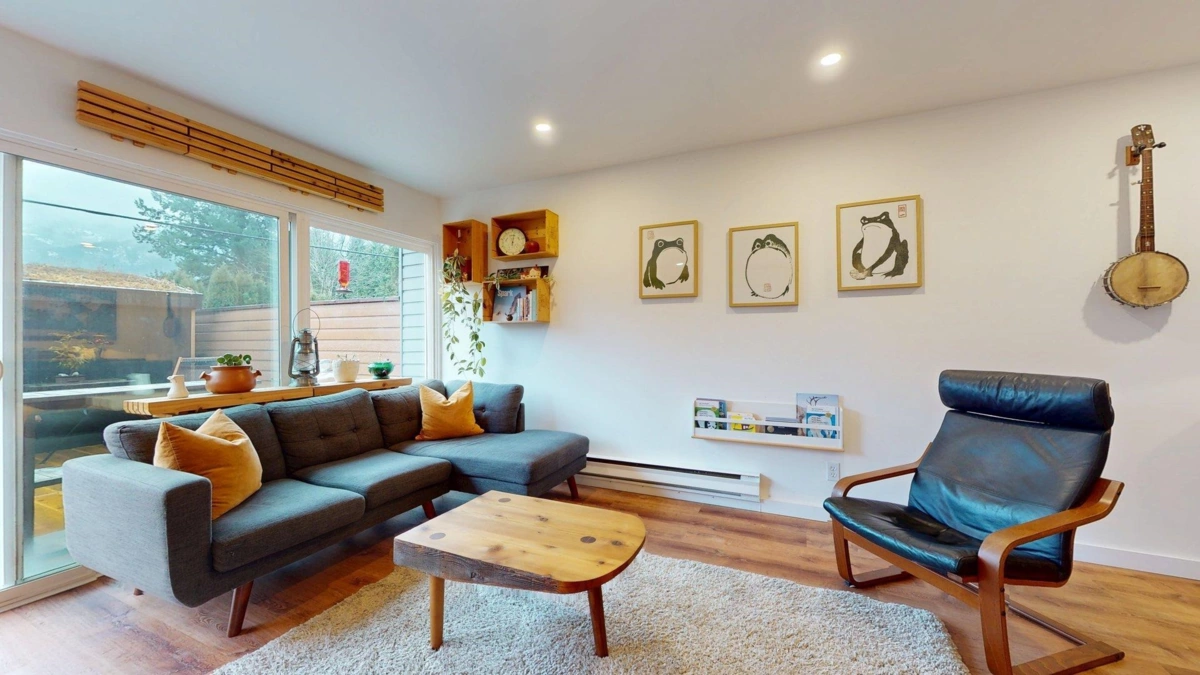 Primary Bathroom Photo of 7 38455 Wilson Crescent, Squamish, BC