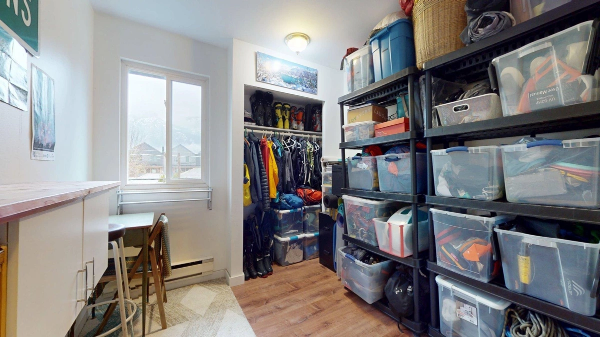 Swimming Pool Photo of 7 38455 Wilson Crescent, Squamish, BC