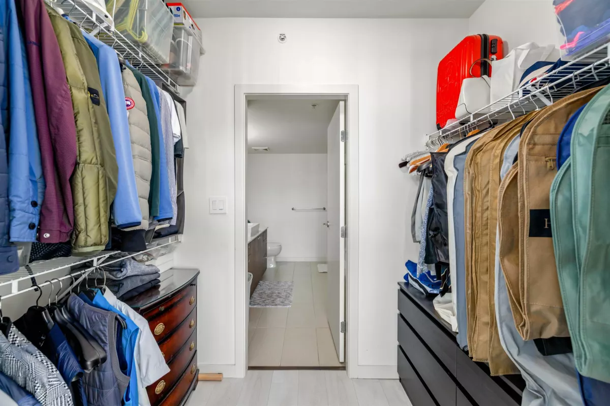 Powder Room Photo of 2602 400 Capilano Road, Port Moody, BC