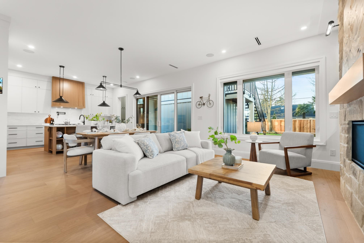 Dining Area Photo of 245 66 Street, Delta, BC